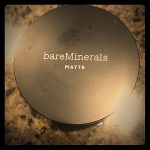 Bare minerals foundation